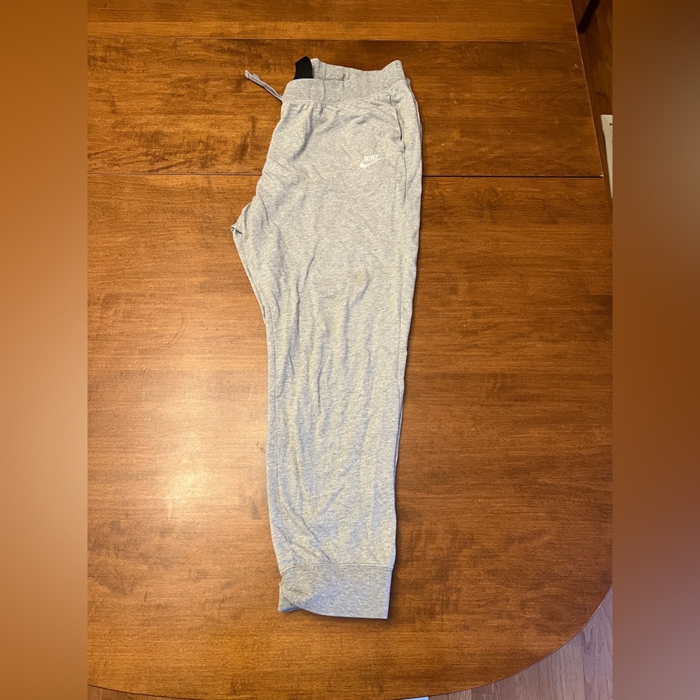 Nike grey men’s sweatpants size XL